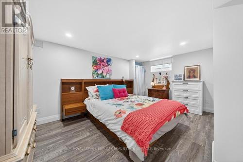272 Goodram Drive, Burlington, ON - Indoor Photo Showing Bedroom