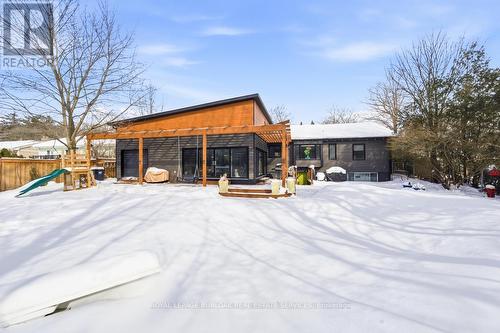 272 Goodram Drive, Burlington, ON - Outdoor