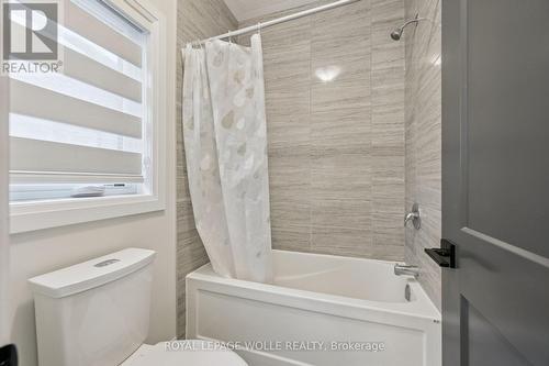 163 Redtail Street, Kitchener, ON - Indoor Photo Showing Bathroom