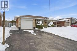 156 KENTLEY Drive  Hamilton, ON L8E 1A7