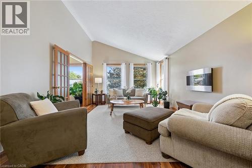 28 WIMBLEDON Road  Guelph, ON N1H 7N1