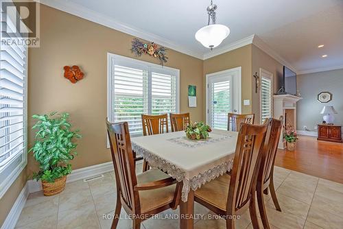 2285 Lilac Avenue, London South (South K), ON - Indoor Photo Showing Dining Room