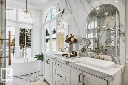 211 Windermere Dr Nw, Edmonton, AB - Indoor Photo Showing Bathroom