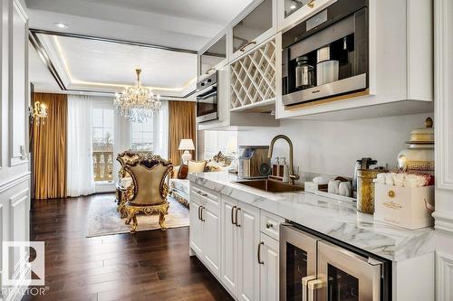 211 Windermere Dr Nw, Edmonton, AB - Indoor Photo Showing Kitchen With Upgraded Kitchen