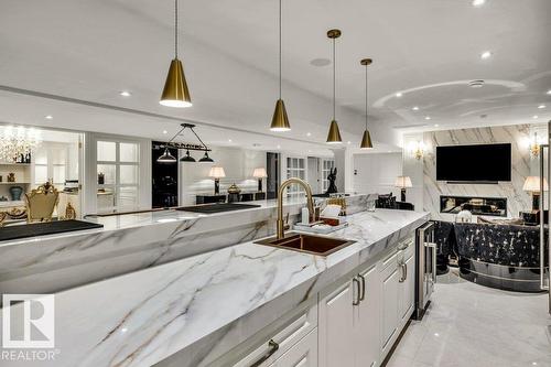 211 Windermere Dr Nw, Edmonton, AB - Indoor Photo Showing Kitchen With Upgraded Kitchen