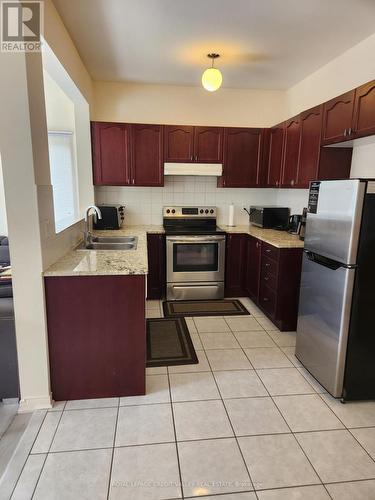 Upper - 680 Courtney Valley Road, Mississauga, ON - Indoor Photo Showing Kitchen
