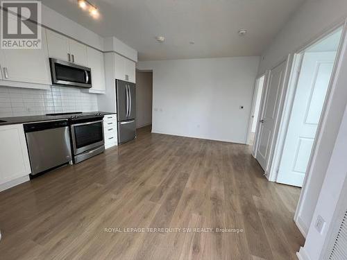 1006 - 8 Nahani Way, Mississauga, ON - Indoor Photo Showing Kitchen With Stainless Steel Kitchen