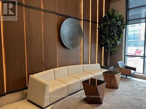 1006 - 8 Nahani Way, Mississauga, ON - Indoor Photo Showing Other Room