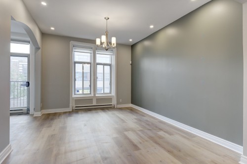 Living Room - 4230 Rue St-Denis, Montréal (Le Plateau-Mont-Royal), QC - Indoor Photo Showing Other Room