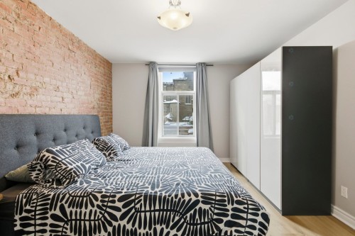 Master Bedroom - 4230 Rue St-Denis, Montréal (Le Plateau-Mont-Royal), QC - Indoor Photo Showing Bedroom