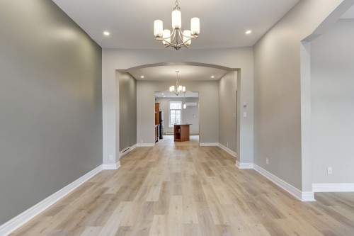 Living Room - 4230 Rue St-Denis, Montréal (Le Plateau-Mont-Royal), QC - Indoor Photo Showing Other Room