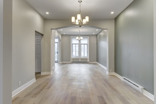 Dining Room - 4230 Rue St-Denis, Montréal (Le Plateau-Mont-Royal), QC - Indoor Photo Showing Other Room