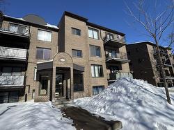 10-1289 Rue Joseph-Janot  Montréal (Rivière-Des-Prairies/Pointe-Aux-Trembles), QC H1A 4Y7