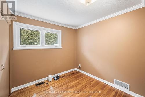 2414 Joliffe Street, Ottawa, ON - Indoor Photo Showing Other Room