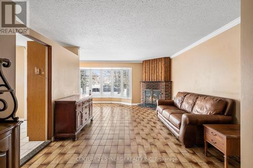 2414 Joliffe Street, Ottawa, ON - Indoor Photo Showing Living Room With Fireplace