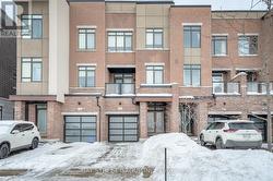 70 SALTERTON CIRCLE  Vaughan, ON L6A 4Z2