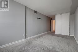 Large Open Bedroom, Can Fit King Size Bed - 