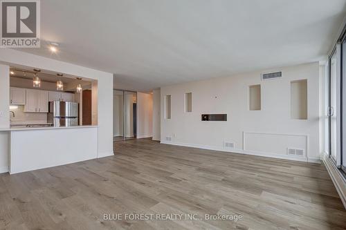 1705 - 389 Dundas Street W, London East (East K), ON - 