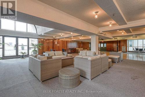 Wyndam Party Room - Floor 3 - 1705 - 389 Dundas Street W, London East (East K), ON - Indoor