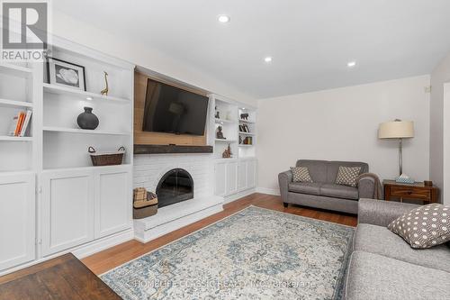 521 Sundown Crescent, Pickering, ON - Indoor Photo Showing Living Room With Fireplace