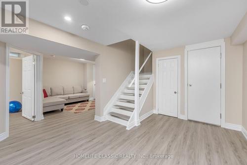 521 Sundown Crescent, Pickering, ON - Indoor Photo Showing Other Room