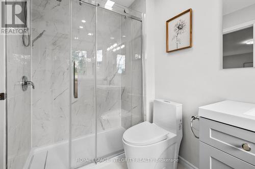 83 Saddle Crescent, Ottawa, ON - Indoor Photo Showing Bathroom
