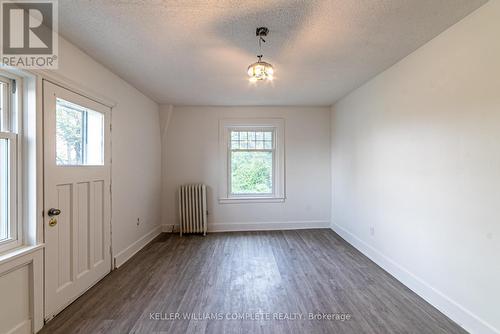 68 Arkledun Avenue, Hamilton, ON - Indoor Photo Showing Other Room