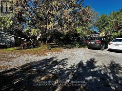 2 - 292 WILLIAM STREET E  Oshawa (O'Neill), ON L1G 1K8