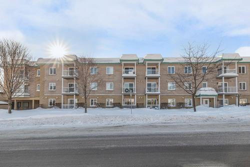 203-5445 Av. de la Villa-St-Vincent  Québec (Charlesbourg), QC G1H 4B6