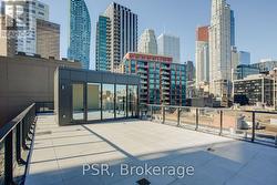 709 - 2A CHURCH STREET  Toronto, ON M5E 1Z4