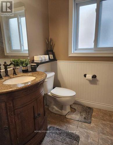 388 Thomas Slee Drive, Kitchener, ON - Indoor Photo Showing Bathroom