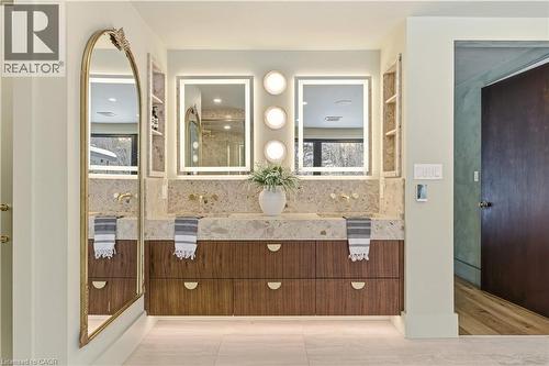 2510 Britannia Road, Burlington, ON - Indoor