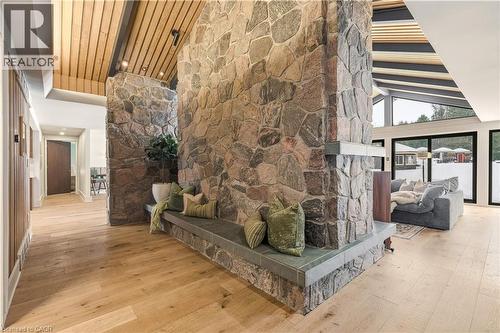 2510 Britannia Road, Burlington, ON - Indoor