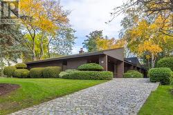 1168 CAREY ROAD Oakville (Mo Morrison), ON L6J 2E4