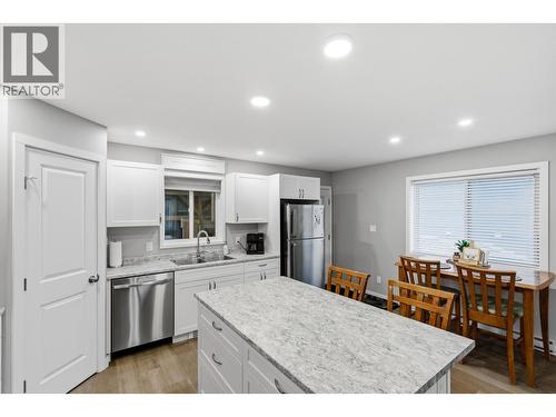 2532 Gopher Drive, Williams Lake, BC - Indoor Photo Showing Kitchen