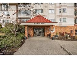 1534 Lawrence Avenue Unit# 203  Kelowna, BC V1Y 6M8