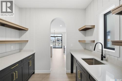 166 Cockroft Manor, Saskatoon, SK - Indoor Photo Showing Kitchen