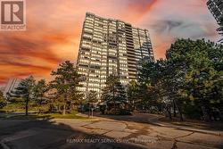 1502 - 22 HANOVER ROAD  Brampton, ON L6S 5K7