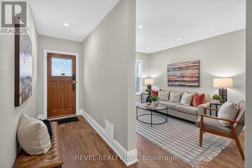 161 Connaught Avenue N, Hamilton, ON - Indoor Photo Showing Other Room
