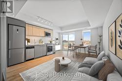 1007 - 299 CAMPBELL AVENUE  Toronto, ON M6P 3V7