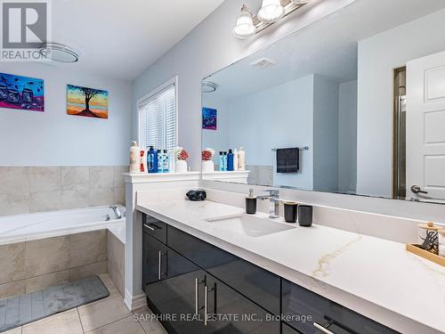 325 Trudeau Drive E, Milton, ON - Indoor Photo Showing Bathroom