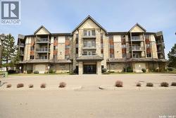 207 1622 Acadia DRIVE  Saskatoon, SK S7H 5H7