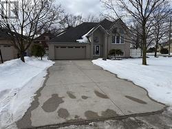 2005 SHAWNEE  Tecumseh, ON N8N 4P5