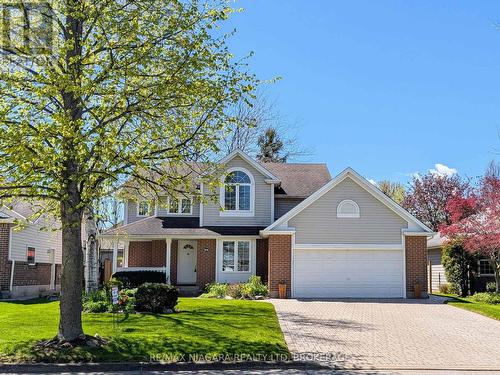 7874 BISHOP AVENUE  Niagara Falls (Mt. Carmel), ON L2H 3C6