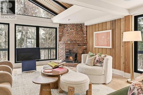 2510 Britannia Road, Burlington, ON - Indoor Photo Showing Living Room With Fireplace