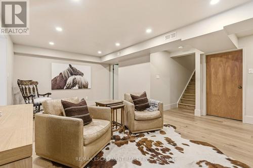 2510 Britannia Road, Burlington, ON - Indoor