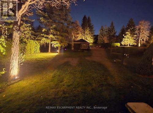 2510 Britannia Road, Burlington, ON - Outdoor