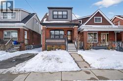 161 N CONNAUGHT Avenue N  Hamilton, ON L8L 6Z4