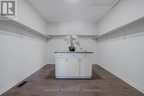 122 Scrivener Drive, Aurora, ON - Indoor With Storage