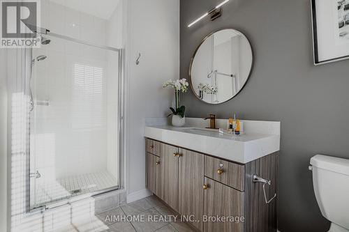 122 Scrivener Drive, Aurora, ON - Indoor Photo Showing Bathroom